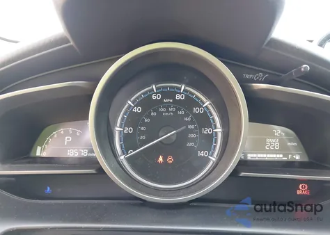 2019 Toyota Yaris Le from USA, damaged, VIN 3MYDLBYV6KY527782